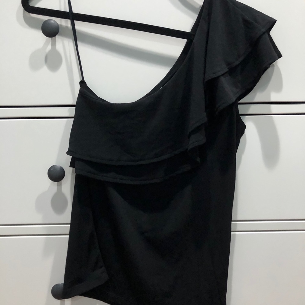 H&M black one shoulder top